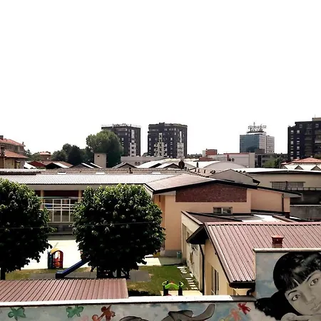 Bright House With 2 Bedrooms & A Unique Terrace * بيرغامو