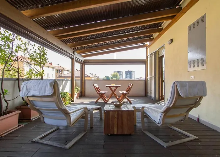 Bright House With 2 Bedrooms & A Unique Terrace Διαμέρισμα Μπέργκαμο