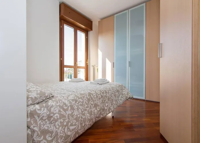 Apartment Bright House With 2 Bedrooms & A Unique Terrace *