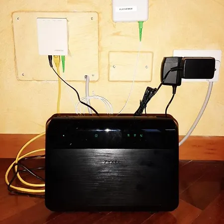 Bright House With 2 Bedrooms & A Unique Terrace Διαμέρισμα