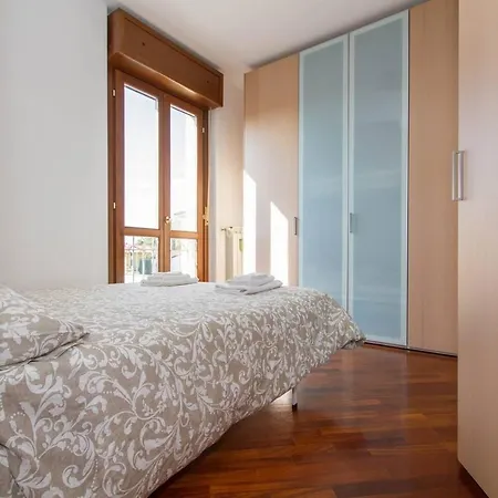 Apartment Bright House With 2 Bedrooms & A Unique Terrace *