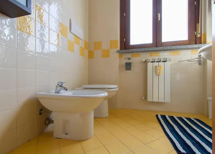 Bright House With 2 Bedrooms & A Unique Terrace